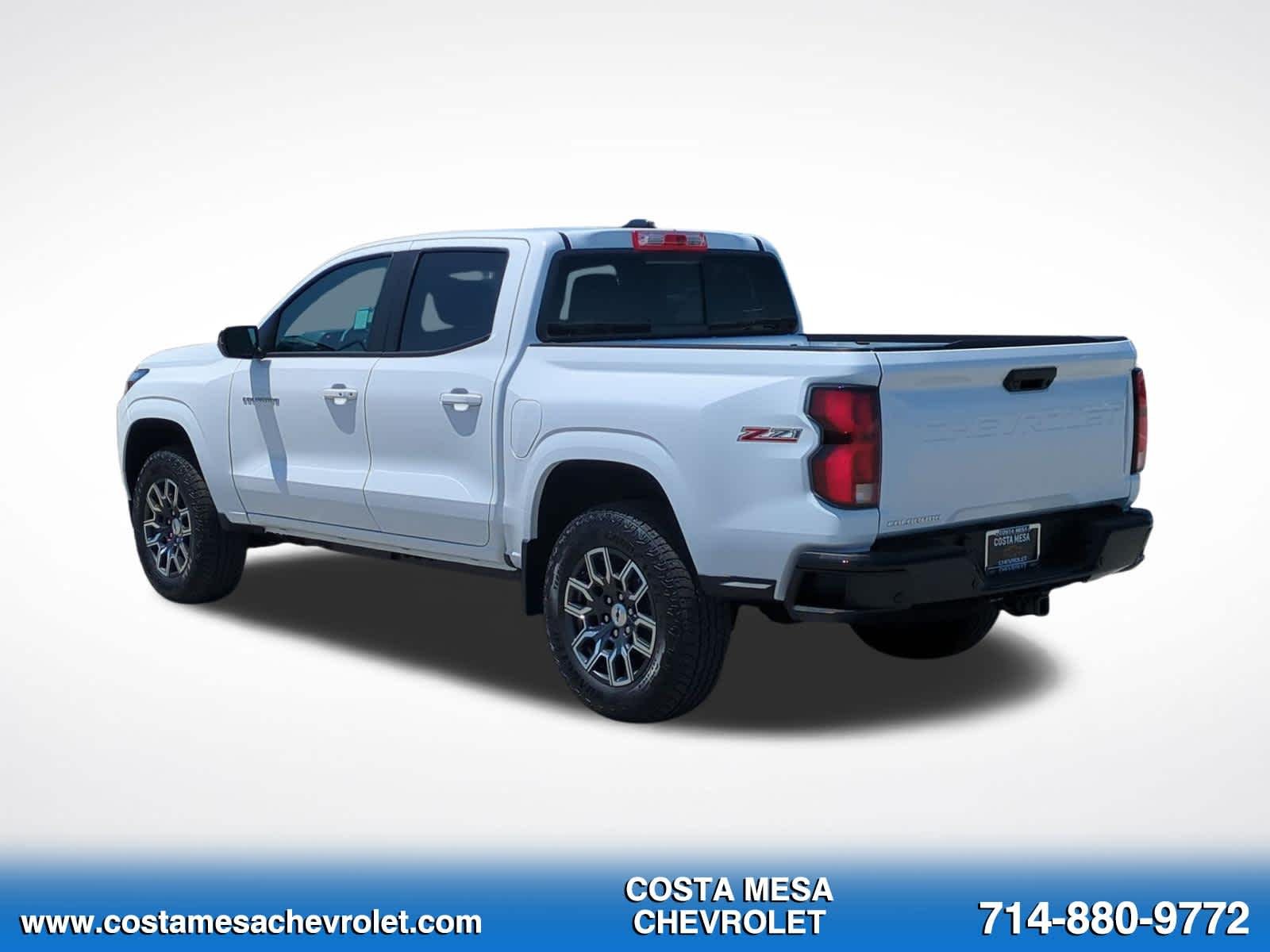 Used 2026 Summit White Chevrolet Z71 image 7