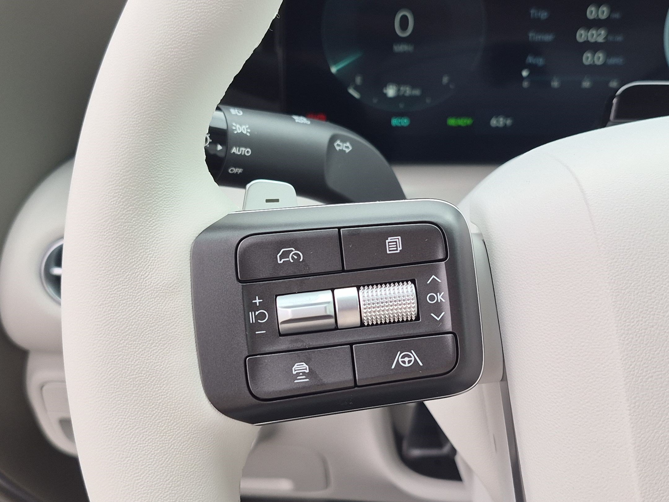 New 2027 Titan Green Pearl Hyundai SEL Premium 7P image 15