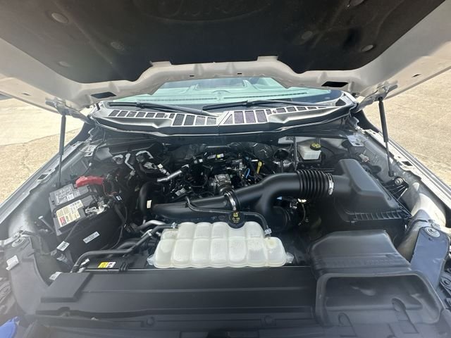 Used 2022 Silver Ford XLT image 32