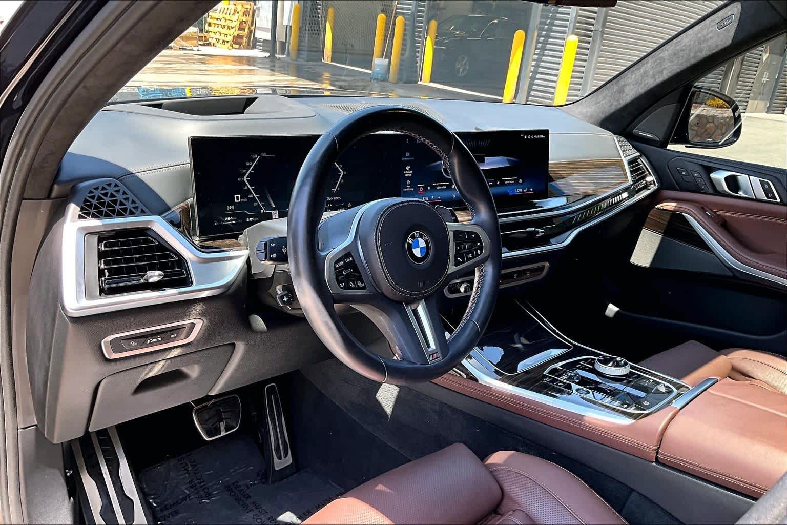 Pre-Owned 2024 BMW X7 M60i M60i