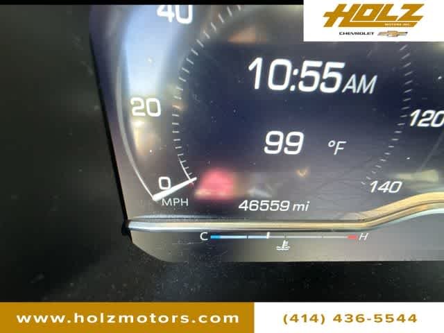 Certified Used 2022 Dynamic Blue Metallic GMC Elevation image 12