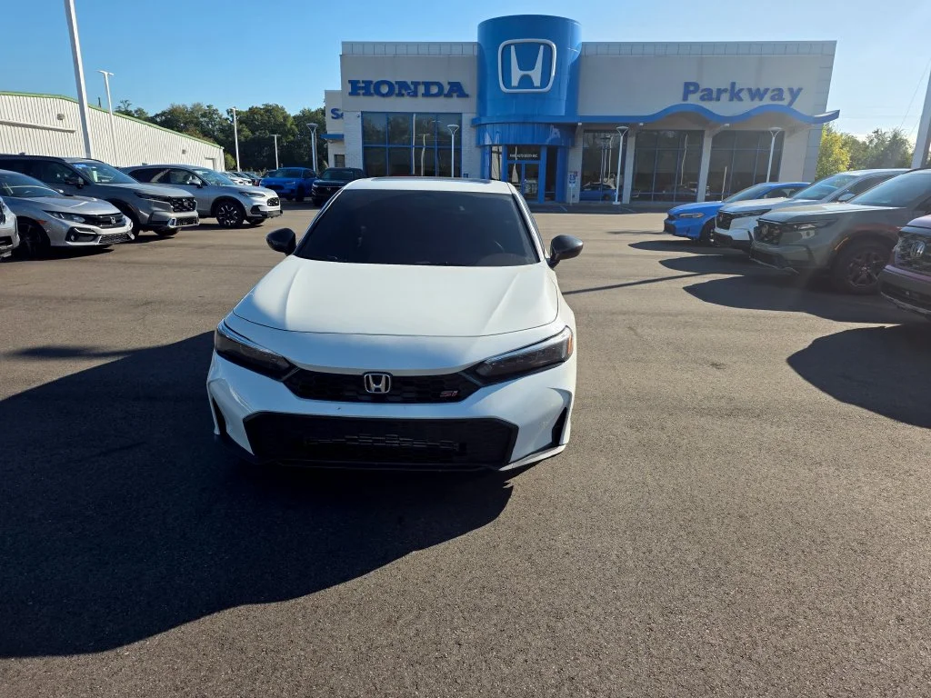 Certified Used 2026 Platinum White Pearl Honda  image 8