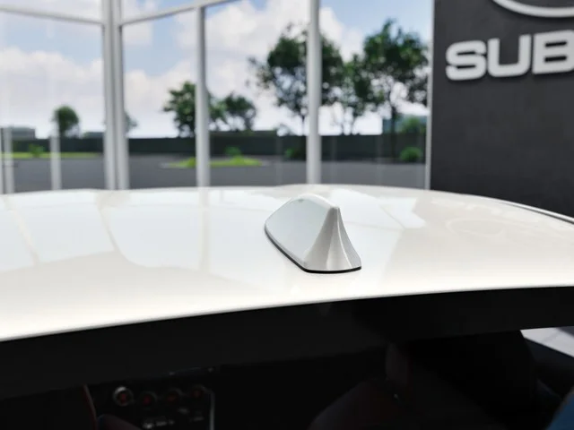 New 2027 CRYSTAL WHITE PEARL Subaru Limited image 13
