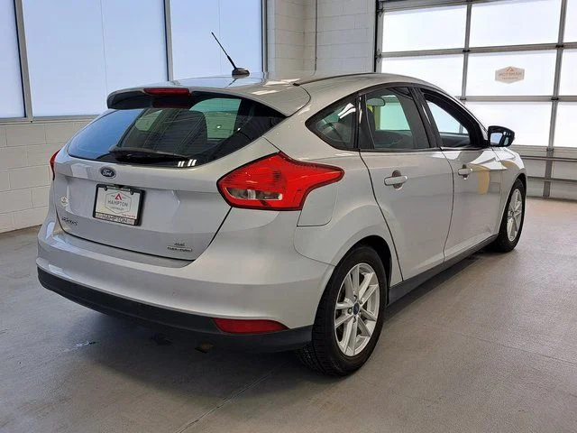 Used 2016 Silver Ford SE image 5