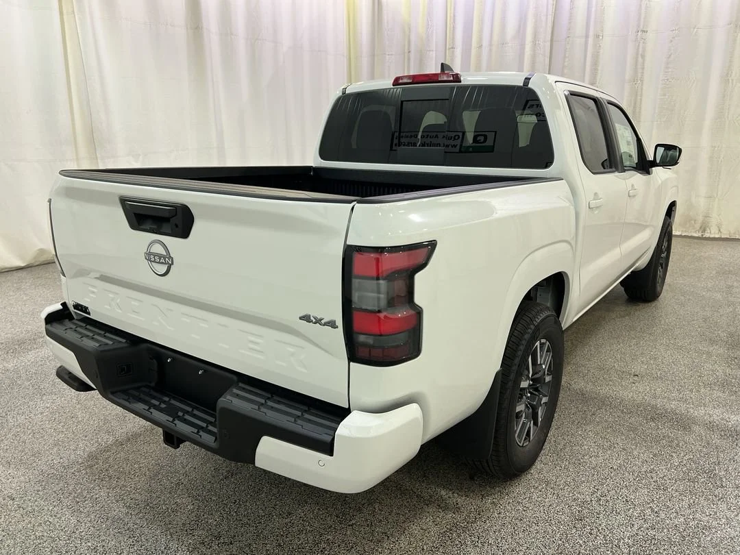 New 2026 Glacier White Nissan Crew Cab SV image 8