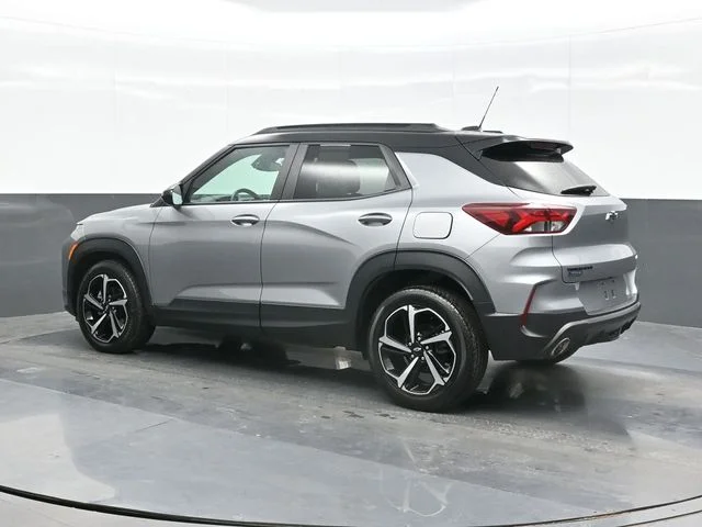 Used 2023 Gray Chevrolet RS image 3