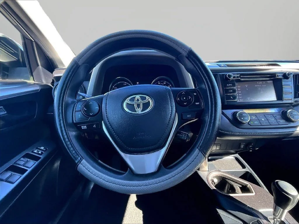Used 2018 Silver Sky Metallic Toyota LE image 7