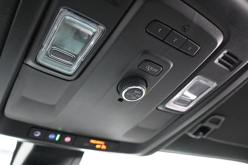 Used 2022 Black Chevrolet LT image 25