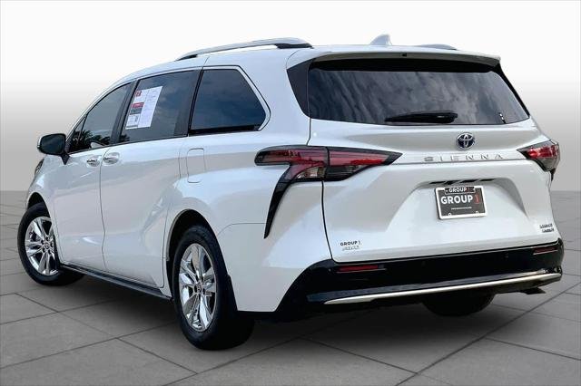 Certified Used 2024 WIND CHILL PEARL Toyota  image 12