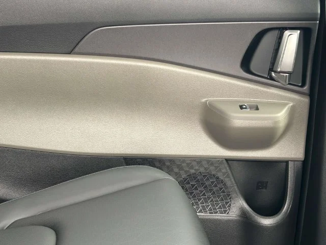Certified Used 2026 Gray Kia EX image 21