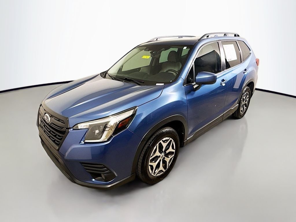 Used 2023 Horizon Blue Pearl Subaru Premium image 3