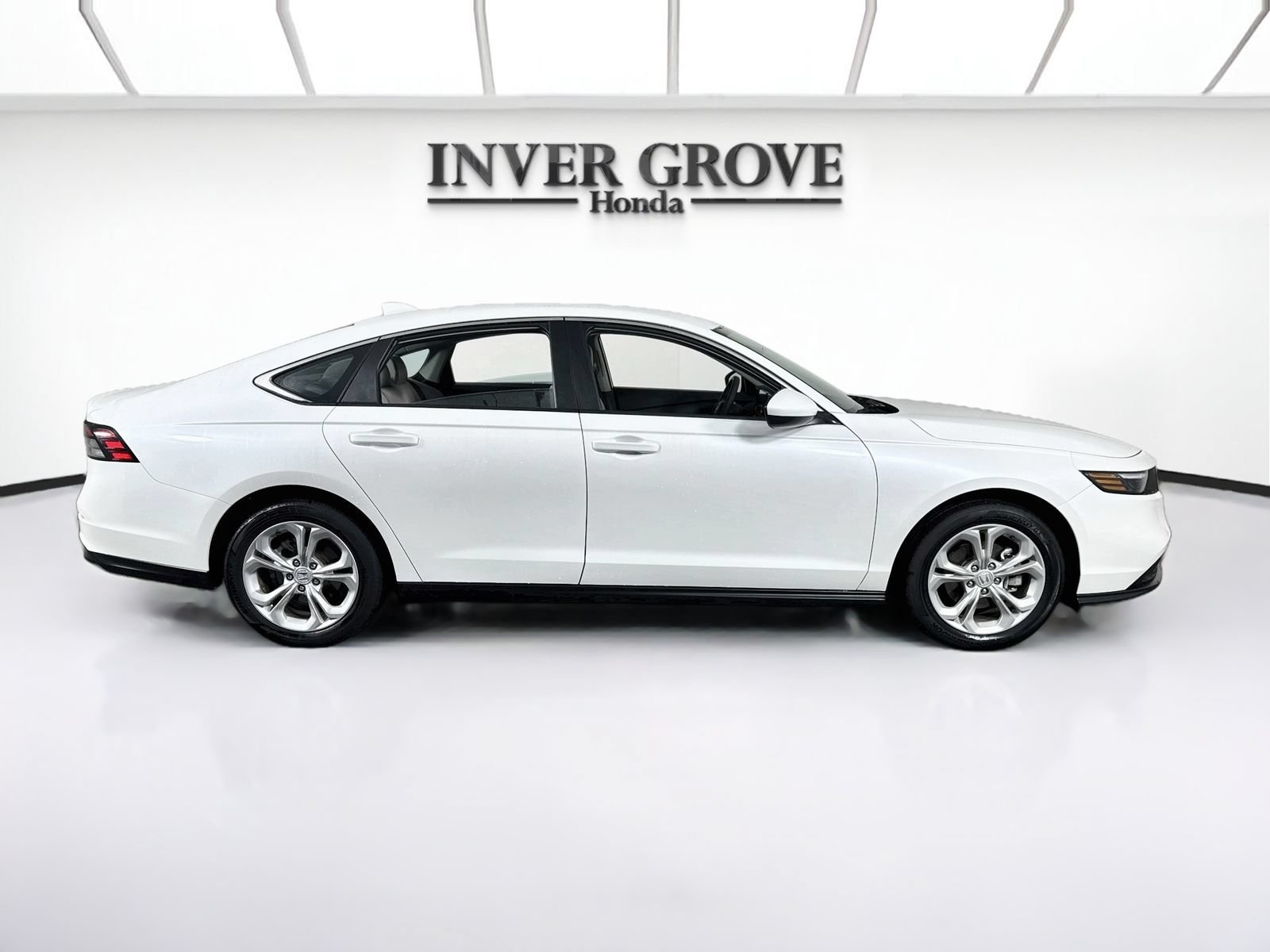 2024 Honda Accord LX - Photo 23