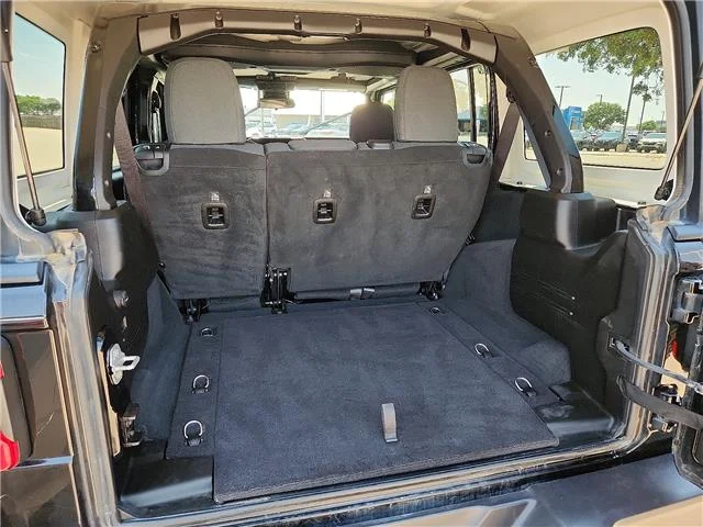 Used 2025 Black Jeep RUBI image 8