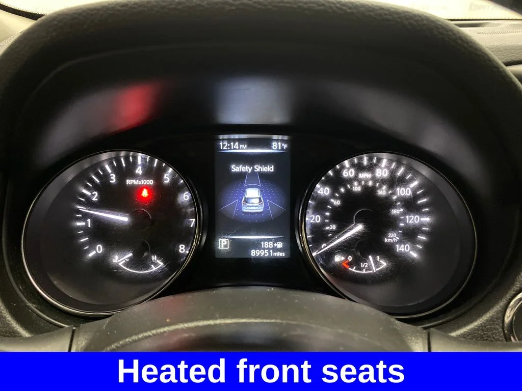 Used 2017 Silver Nissan SL image 16