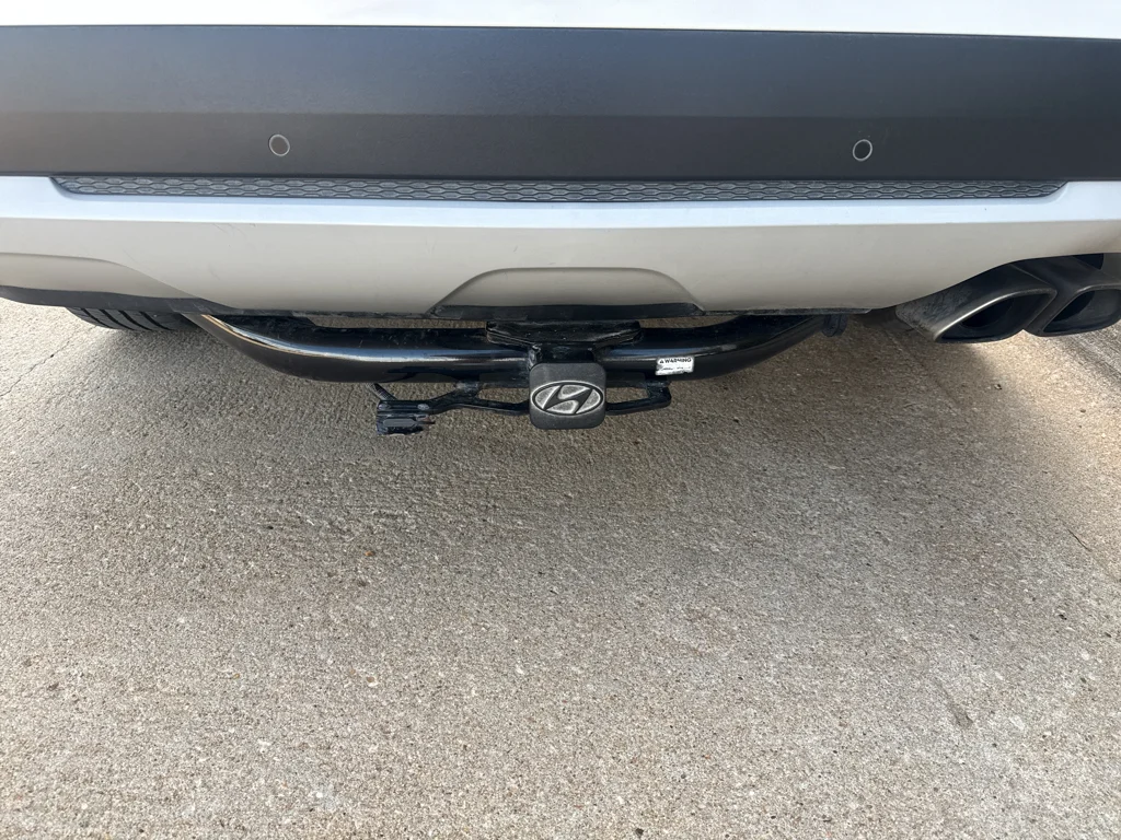 Used 2021 Hyper White Hyundai SEL image 17