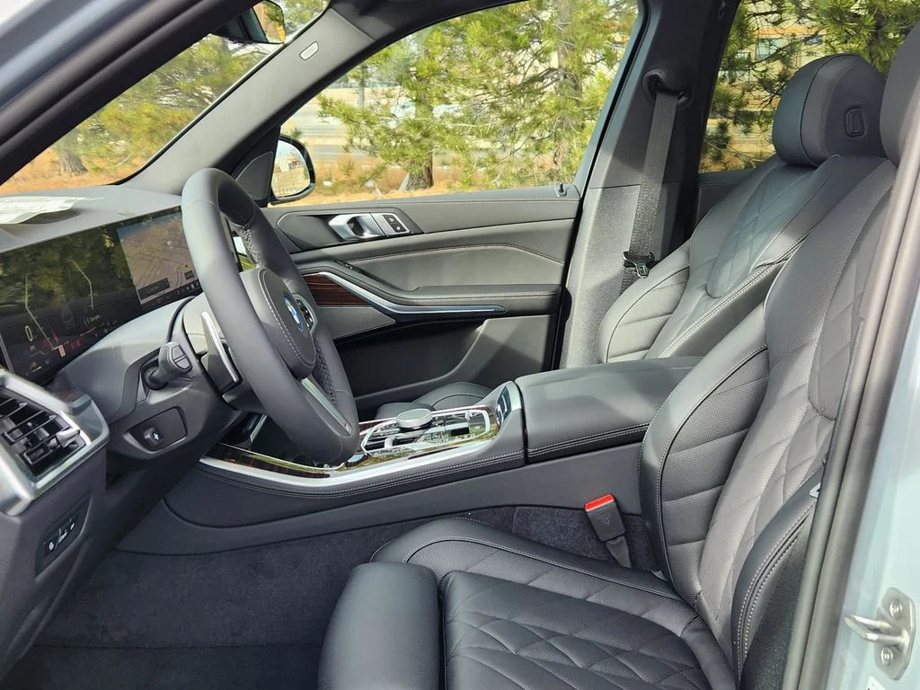 2026 BMW X5 50e - Photo 10