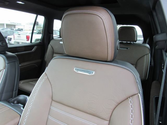 New 2026 Glacier White Tricoat GMC Denali Ultimate image 13