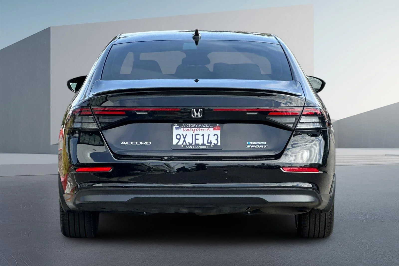 Used 2024  Honda Sport image 5