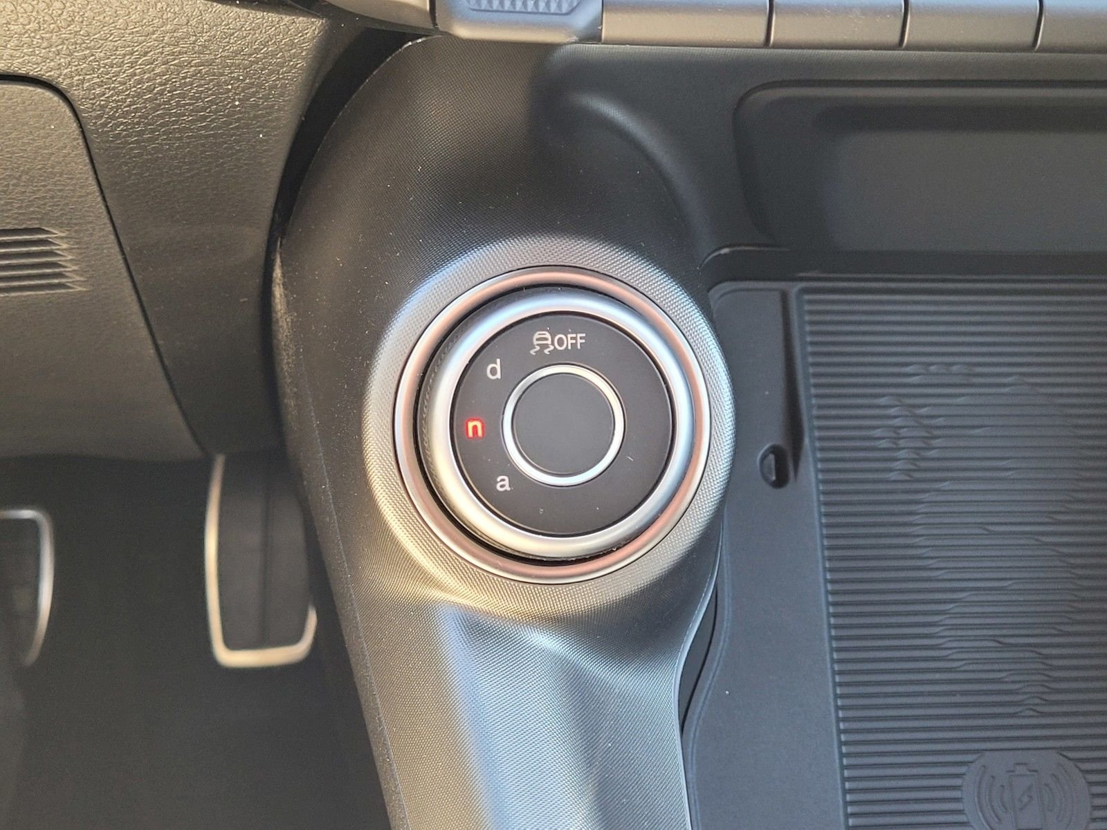 2025 Alfa Romeo Tonale Base - Photo 24