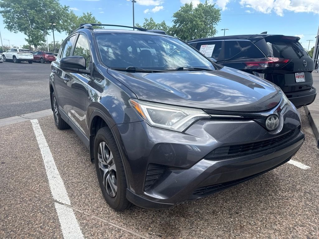 Used 2017  Toyota LE image 4