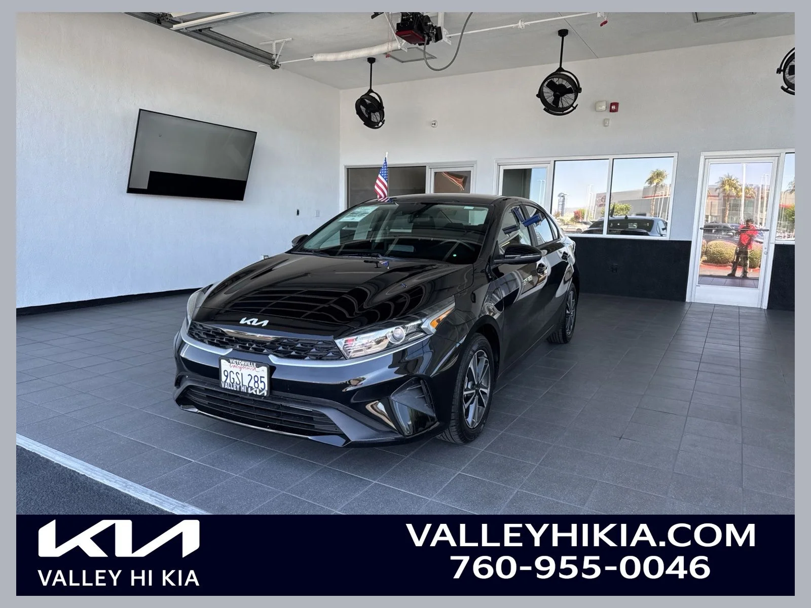 Used 2023 Aurora Black Pearl Kia LXS image 1