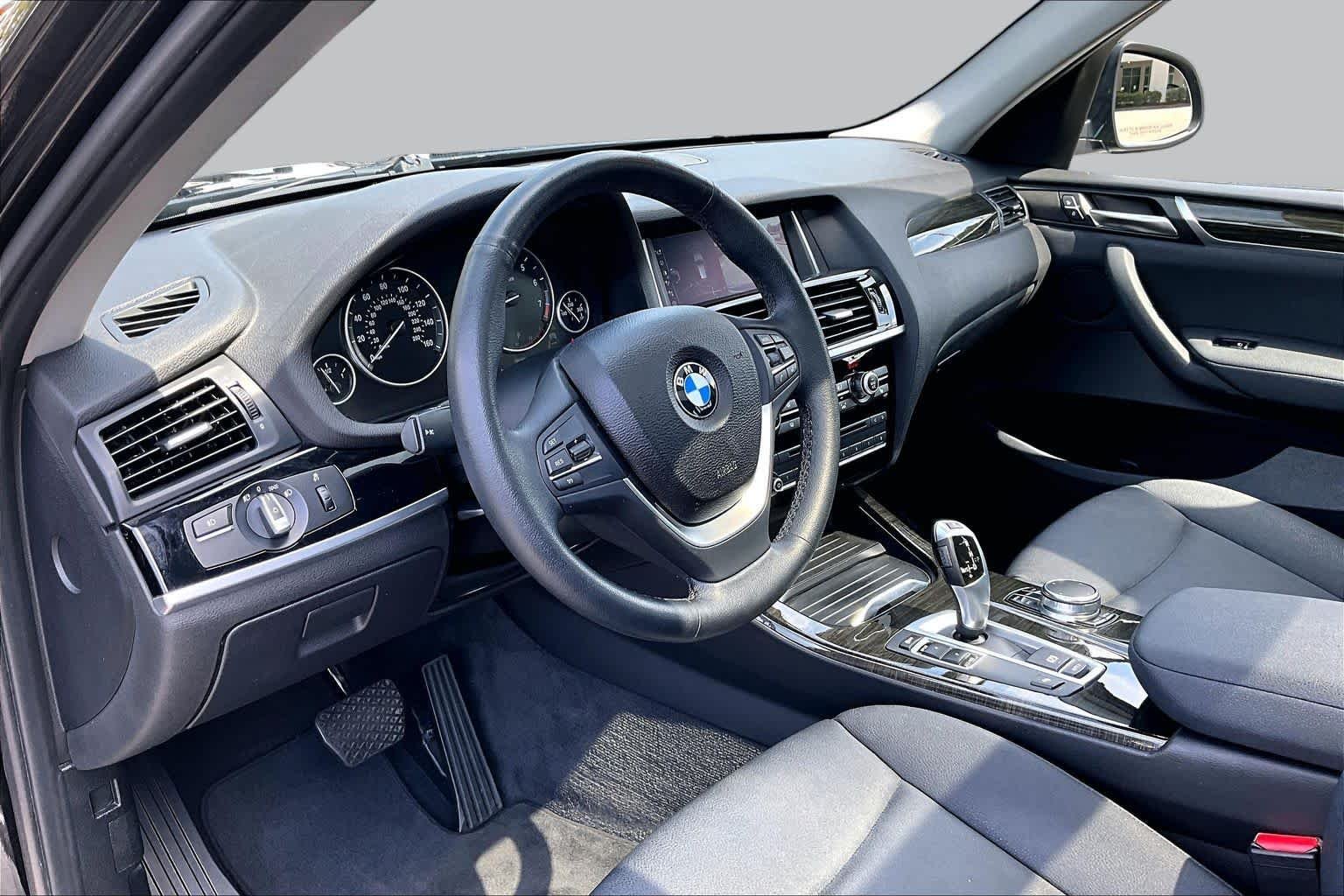 Used 2017 Jet Black BMW sDrive28i image 17