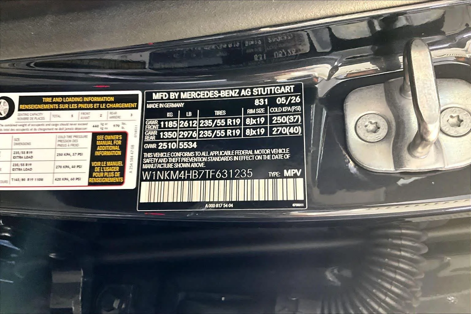 New 2026 Graphite Grey Metallic Mercedes-Benz GLC 300 image 12