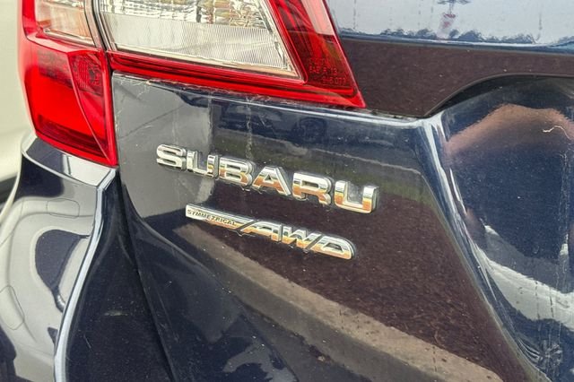 Used 2018 Blue Subaru 2.5i image 7