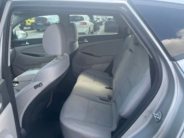 Used 2020 Silver Hyundai Value image 12