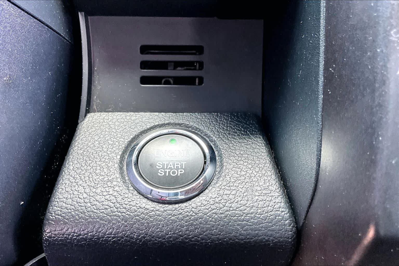 Used 2021 Magnetic Metallic Ford Limited image 35
