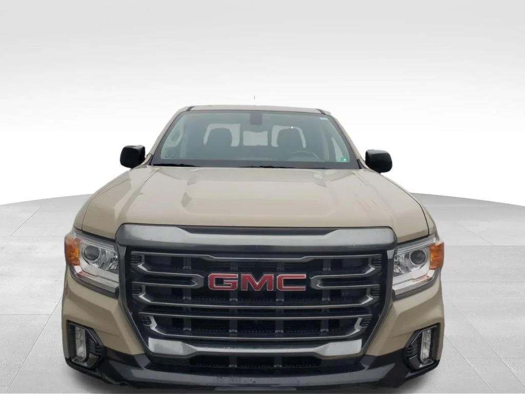 Used 2022 Beige GMC AT4 w/Leather image 10