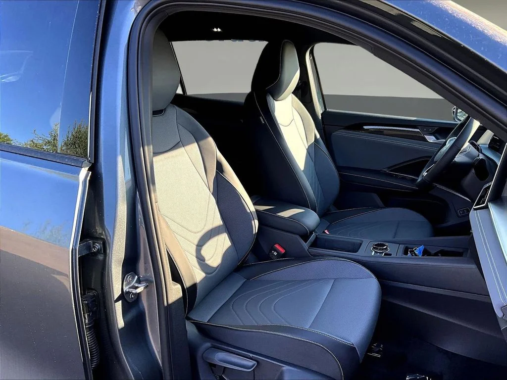 New 2026 Gray Volkswagen 2.0T SE R-Line Black image 13