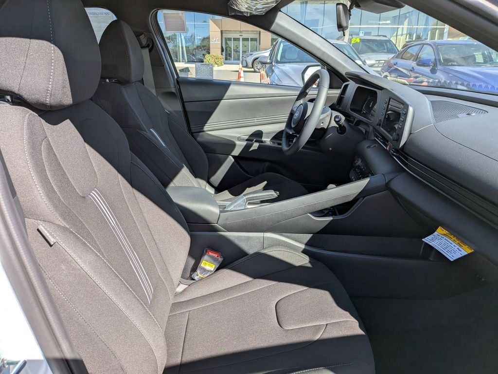 2026 Hyundai Elantra SEL Sport - Photo 28