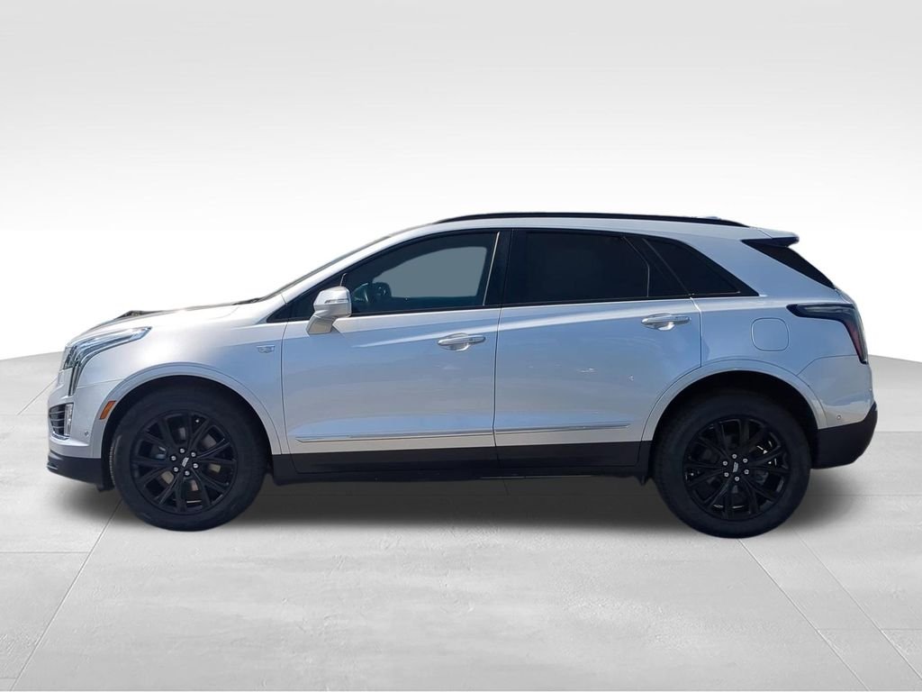 Used 2020 Silver Cadillac Sport image 7