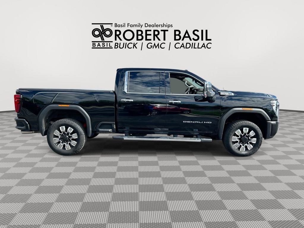 Used 2024 Black GMC Denali image 9