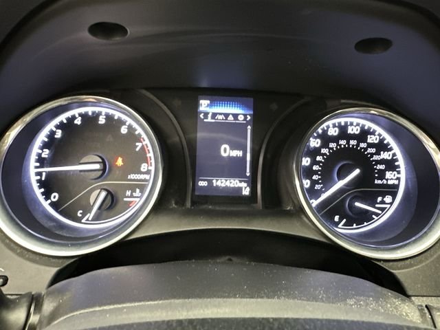 Used 2019 White Toyota SE image 3