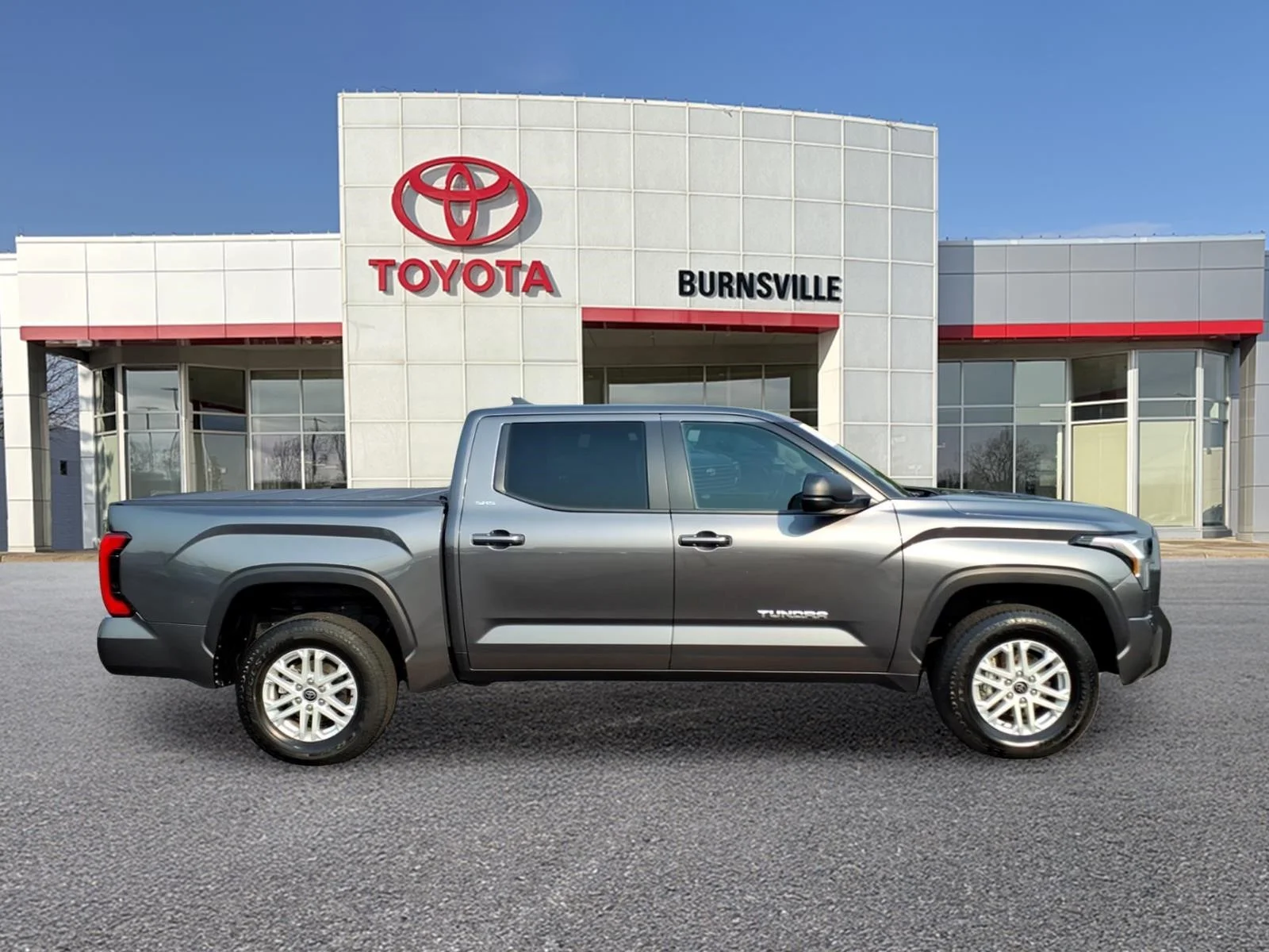 Used 2024 Toyota Tundra SR5 with VIN 5TFLA5DB3RX193185 for sale in Burnsville, Minnesota