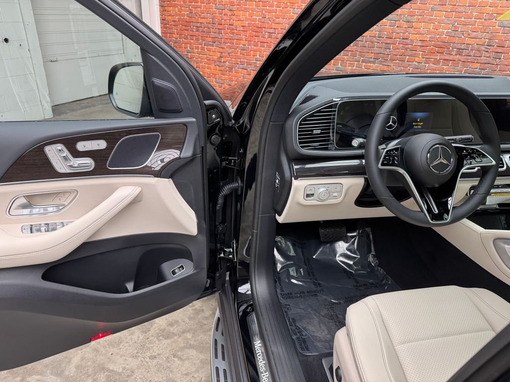 New 2026 Black Mercedes-Benz GLE 350 image 9
