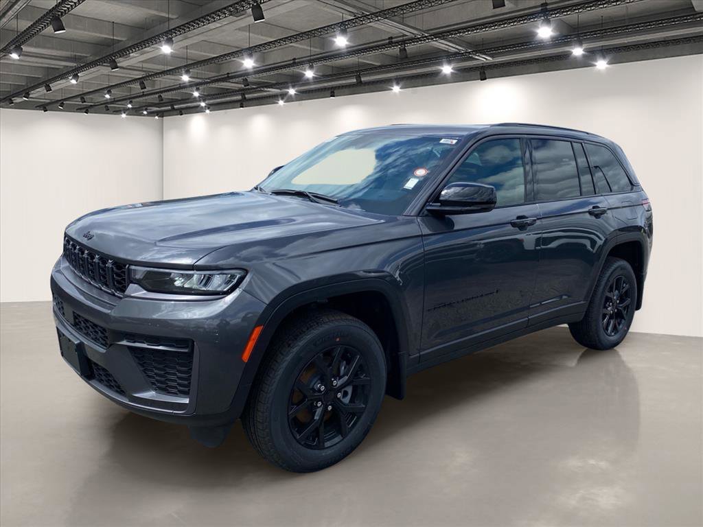 New 2026 Baltic Gray Metallic Clear-Coat Exterior Paint Jeep Altitude image 2
