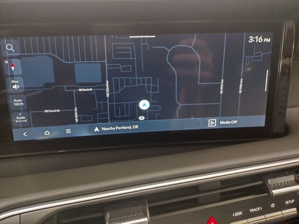 Used 2026 White Hyundai SEL Convenience image 30