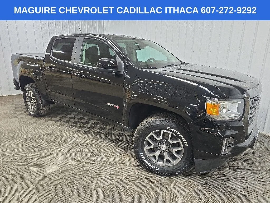 Used 2022 Onyx Black GMC AT4 - Cloth image 7