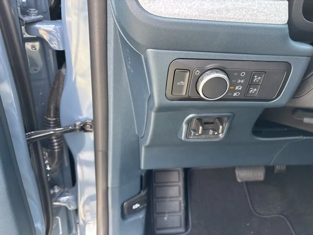 2025 Ford Maverick XLT - Photo 12