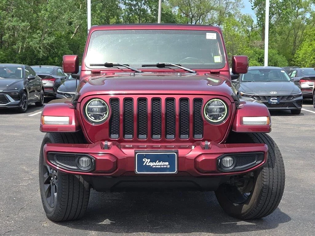Used 2021  Jeep Unlimited Sahara High Altitude image 4