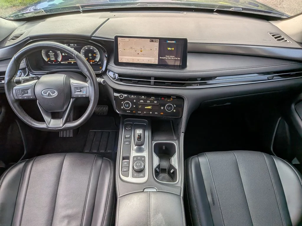 Used 2023 Blue INFINITI LUXE image 21