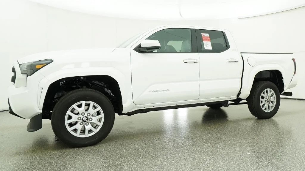 New 2026 Ice Cap Toyota SR5 image 18