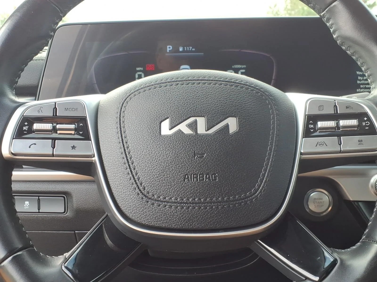 Used 2023  KIA S image 28