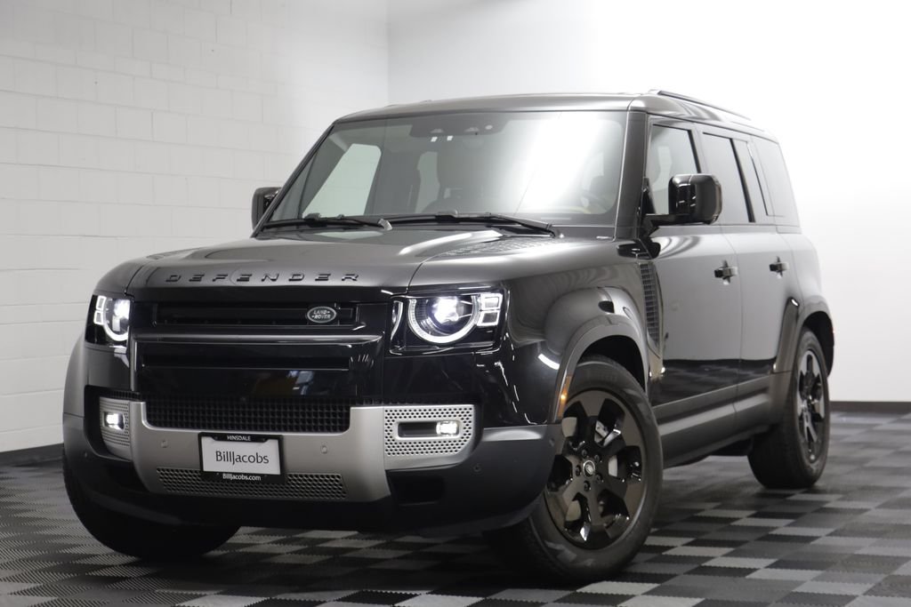 Certified Used 2025 Black Land Rover S image 1