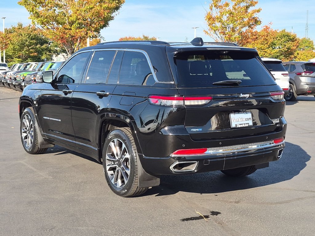 Certified Used 2023 Black Jeep Overland 4xe image 4