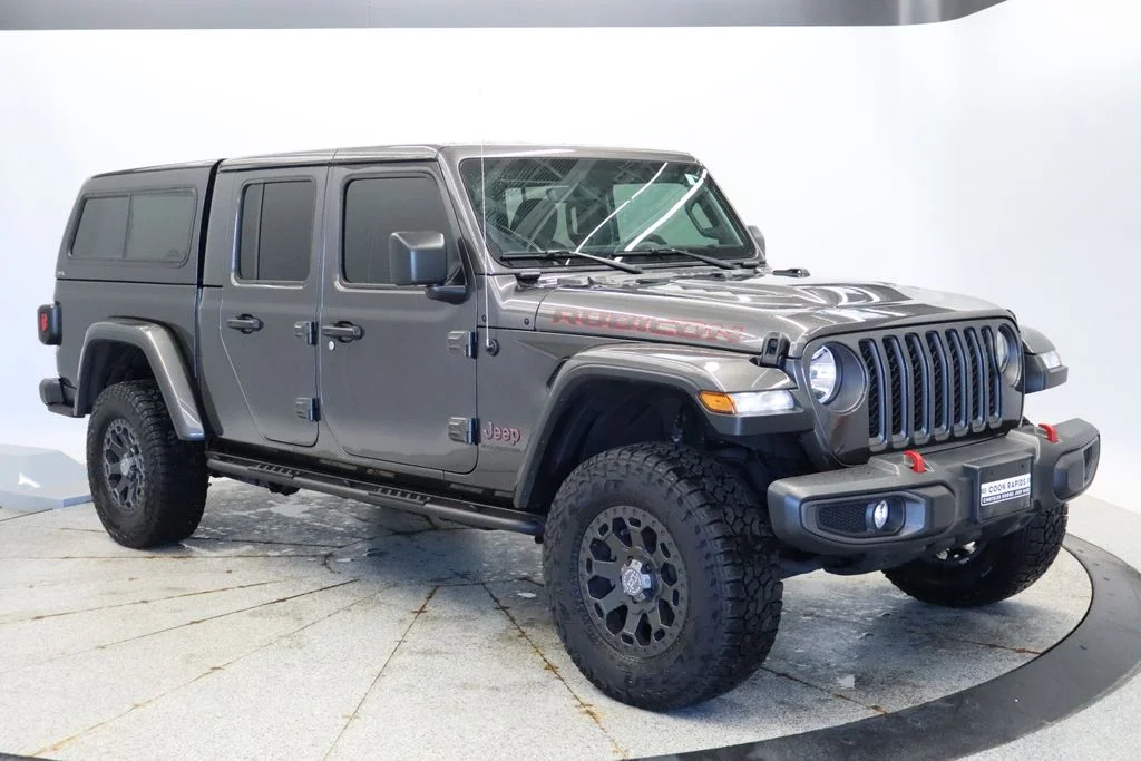Used 2023 Gray Jeep Rubicon image 7