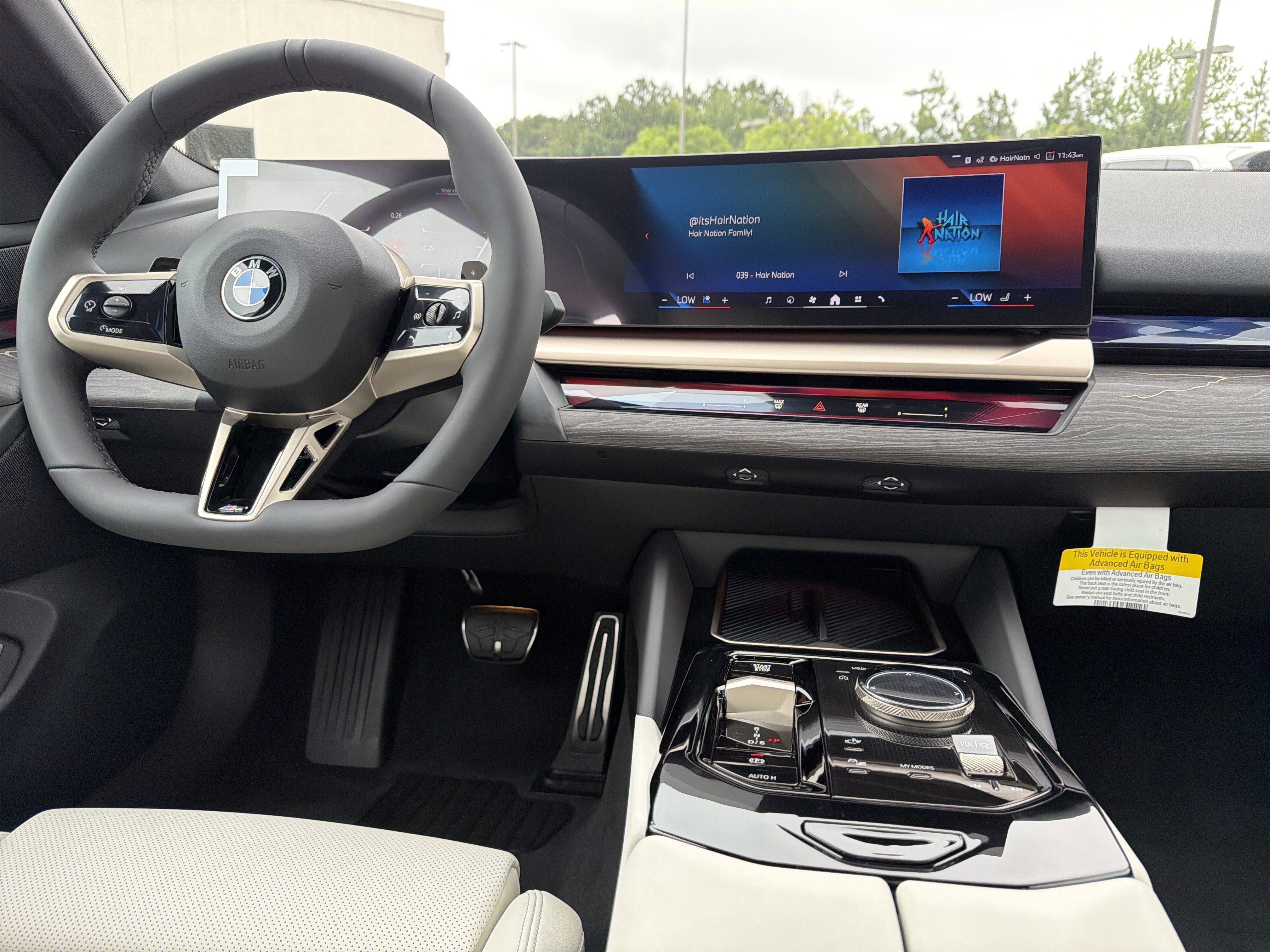 New 2027 Carbon Black Metallic BMW 530i image 3